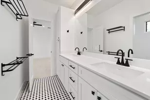 1500 Sylvan Glade, Austin, TX 78745 - Photo 22