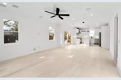 1500 Sylvan Glade #2B, Austin, TX 78745 - Photo 6