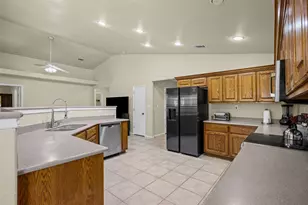197 Wright Dr, Cedar Creek, TX 78612 - Photo 10