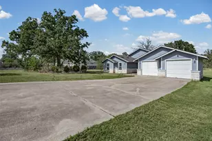 197 Wright Dr, Cedar Creek, TX 78612 - Photo 4