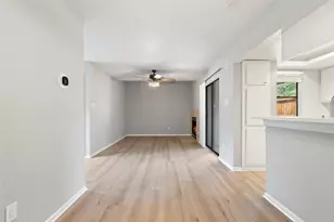 7635 Guadalupe St, Austin, TX 78752 - Photo 14