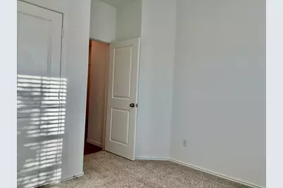 105 Blue Blaze Trail, Georgetown, TX 78628 - Photo 20