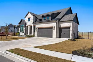 212 Jates Fld Bnd, Liberty Hill, TX 78642 - Photo 4