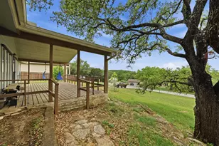 636 Galston Dr, Spicewood, TX 78669 - Photo 4