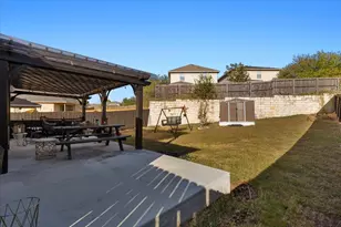 8824 Southwick Dr, Austin, TX 78724 - Photo 26