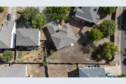 1372 Sweet Gum Drive, Kyle, TX 78640 - Photo 36