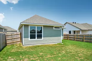 308 Boatright Blvd, Jarrell, TX 76537 - Photo 32