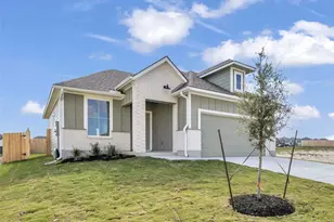 308 Boatright Blvd, Jarrell, TX 76537 - Photo 4