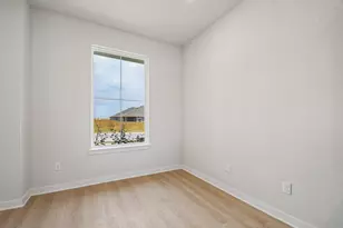 308 Boatright Blvd, Jarrell, TX 76537 - Photo 10