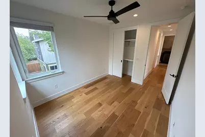 4806 Lott Avenue, Austin, TX 78721 - Photo 10