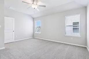 108 Maple Hedge Rd, Hutto, TX 78634 - Photo 8