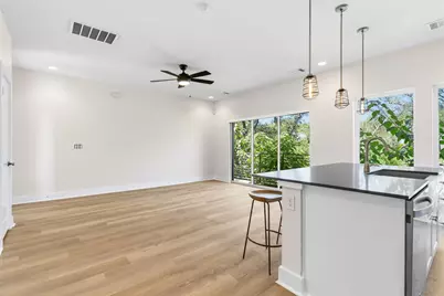 1160 Lott Avenue #B, Austin, TX 78721 - Photo 10