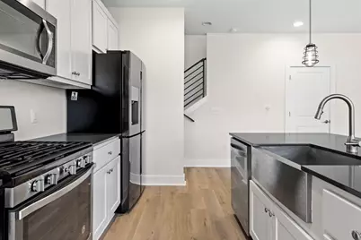 1160 Lott Avenue #B, Austin, TX 78721 - Photo 16