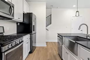 1160 Lott Ave, Austin, TX 78721 - Photo 16