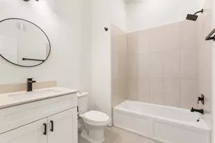 1811 Webberville Rd, Austin, TX 78721 - Photo 10