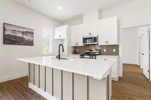 1811 Webberville Rd, Austin, TX 78721 - Photo 4