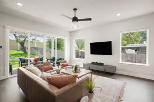 2005 Winsted Ln, Austin, TX 78703 - Photo 8