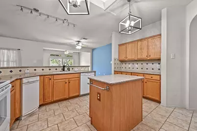 4624 Chesney Ridge Drive, Austin, TX 78749 - Photo 4