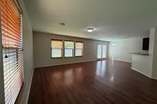 640 New Country Rd, Kyle, TX 78640 - Photo 4