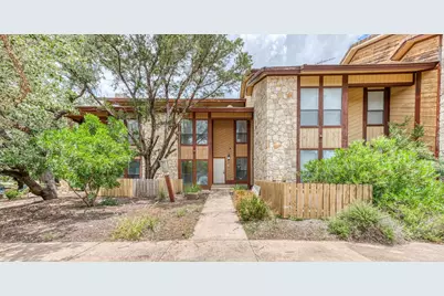 901 Cheyenne #C, Horseshoe Bay, TX 78657 - Photo 2