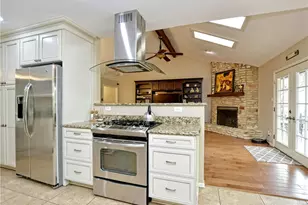 11315 Alhambra Dr, Austin, TX 78759 - Photo 12