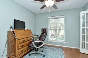 11315 Alhambra Dr, Austin, TX 78759 - Photo 8