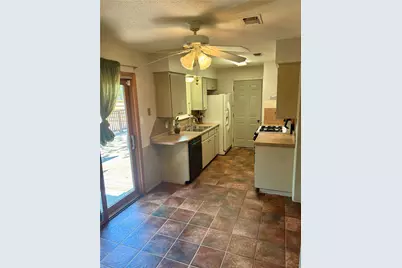 4910 Manchester Circle, Austin, TX 78745 - Photo 4