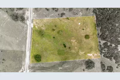 320 S Waterbuck Way, Lampasas, TX 76550 - Photo 2