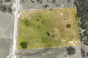 320 S Waterbuck Wy, Lampasas, TX 76550 - Photo 2