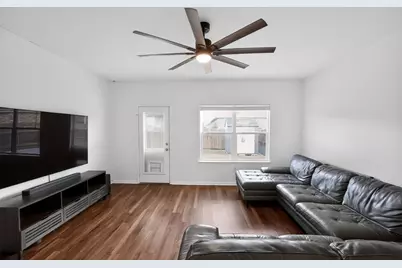 109 Shiner Lane, Georgetown, TX 78626 - Photo 6