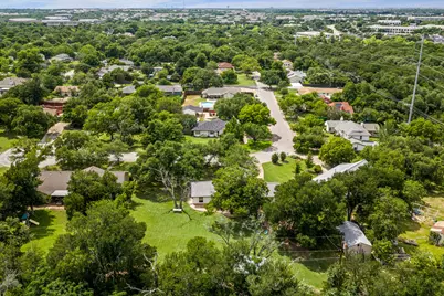 12426 Deer Track, Austin, TX 78727 - Photo 40