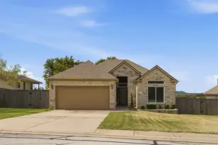 109 Cailin Ct, Burnet, TX 78611 - Photo 1