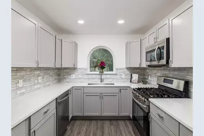 711 Buckingham Place, Austin, TX 78745 - Photo 8