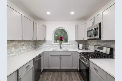 711 Buckingham Place, Austin, TX 78745 - Photo 4