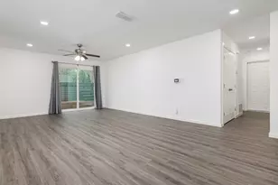 711 Buckingham Pl, Austin, TX 78745 - Photo 10