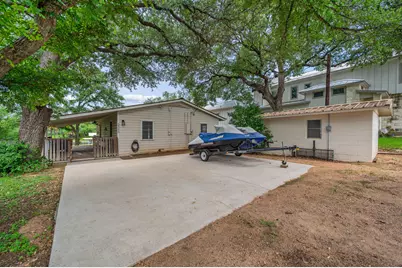 2350 Wisteria Drive, Kingsland, TX 78639 - Photo 12