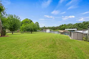 2350 Wisteria Dr, Kingsland, TX 78639 - Photo 36