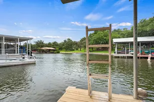 2350 Wisteria Dr, Kingsland, TX 78639 - Photo 2