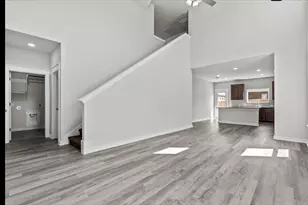 138 Blackwell Ln, Kyle, TX 78640 - Photo 2