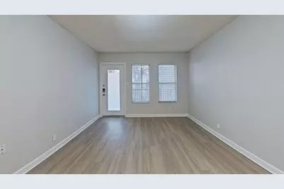 2520 Longview Street #405, Austin, TX 78705 - Photo 8