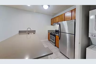 2520 Longview Street #405, Austin, TX 78705 - Photo 2
