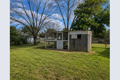 1132 Thiele Lane, Fredericksburg, TX 78624 - Photo 16