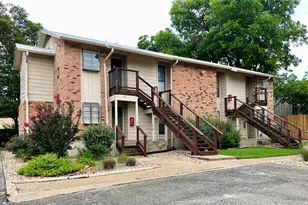 421 W San Antonio St, San Marcos, TX 78666 - Photo 1