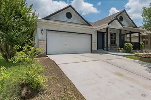 403 Rosedale Blvd, Georgetown, TX 78628 - Photo 2