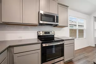 148 Perfect World Loop, Jarrell, TX 76537 - Photo 18