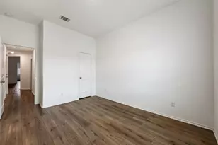 148 Perfect World Loop, Jarrell, TX 76537 - Photo 32