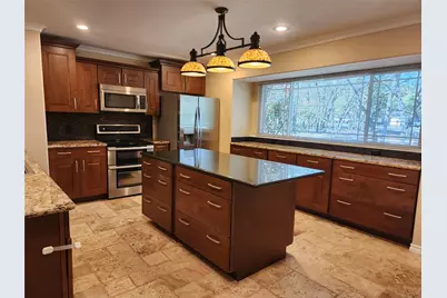 817 Willow Creek Circle, San Marcos, TX 78666 - Photo 4