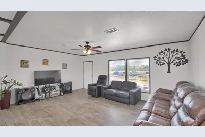1302 Fm 969, Bastrop, TX 78602 - Photo 2
