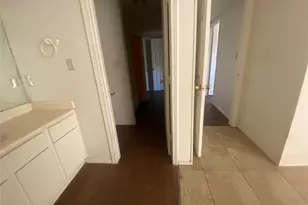 1000 Fieldwood Dr S, Austin, TX 78758 - Photo 14