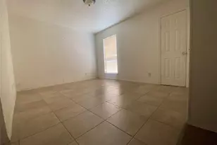 1000 Fieldwood Dr S, Austin, TX 78758 - Photo 12